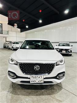 ئێم جی HS